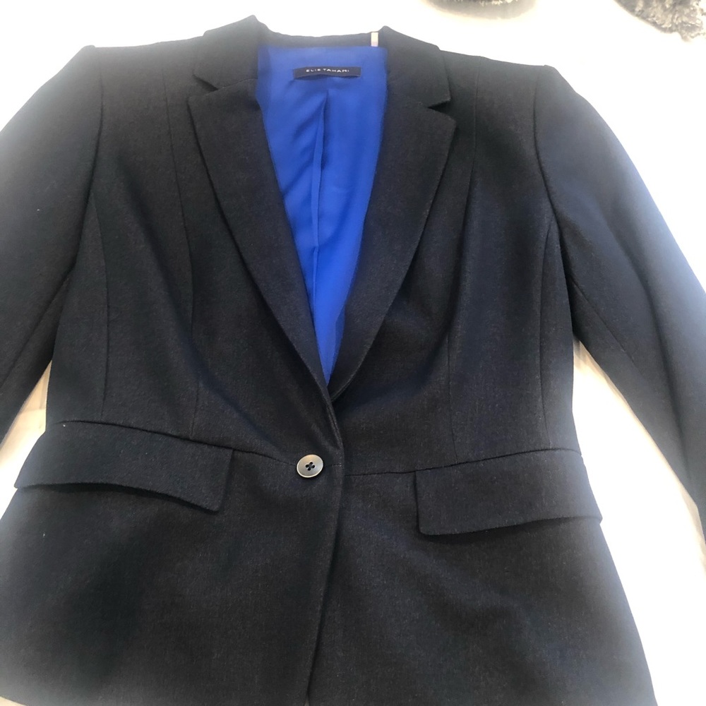 Elie Tahari blazer size 4